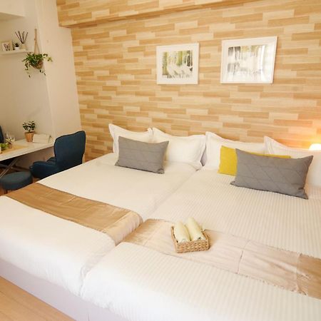 Nippombashi Art Hotel 501 Osaka Bagian luar foto